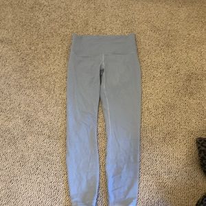 Light blue Wunder Train High Rise Tight 25” leggings
